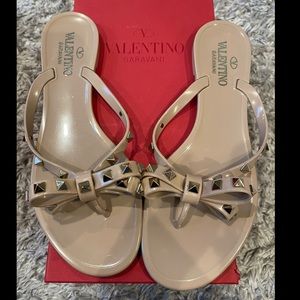 Valentino Garavani Jelly Thong Sandals